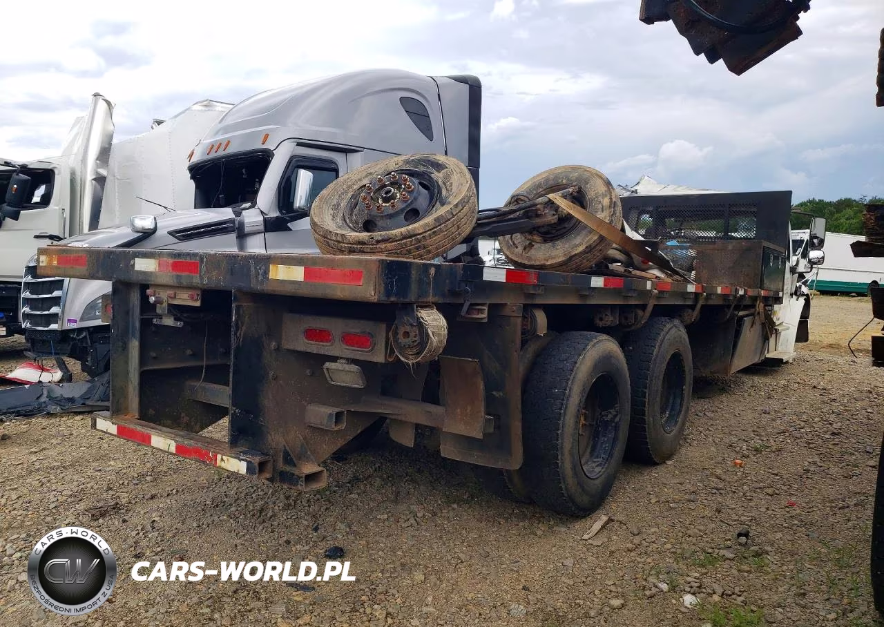 2002 Freightliner Business Class M2 Flatbed Truck VIN:1FVHCYDC75HU43160 - 3