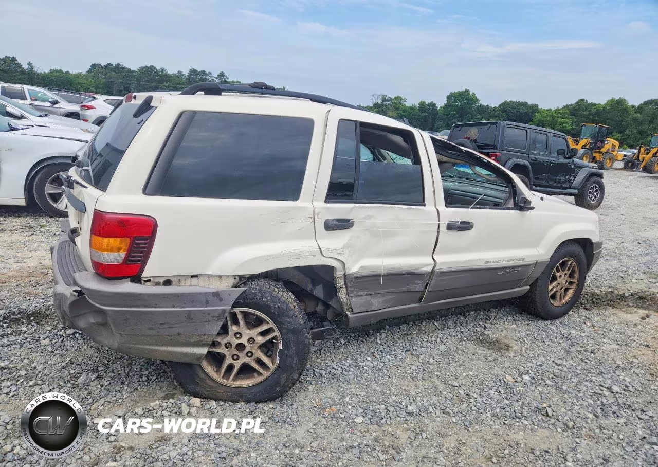 2004 Jeep Grand Cherokee Laredo VIN:1J4GX48S54C356126 - 3