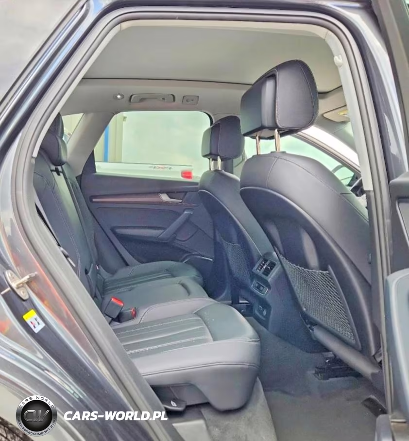 2023 Audi Q5 Premium 45 VIN:WA1GAAFY6P2115063 - 10