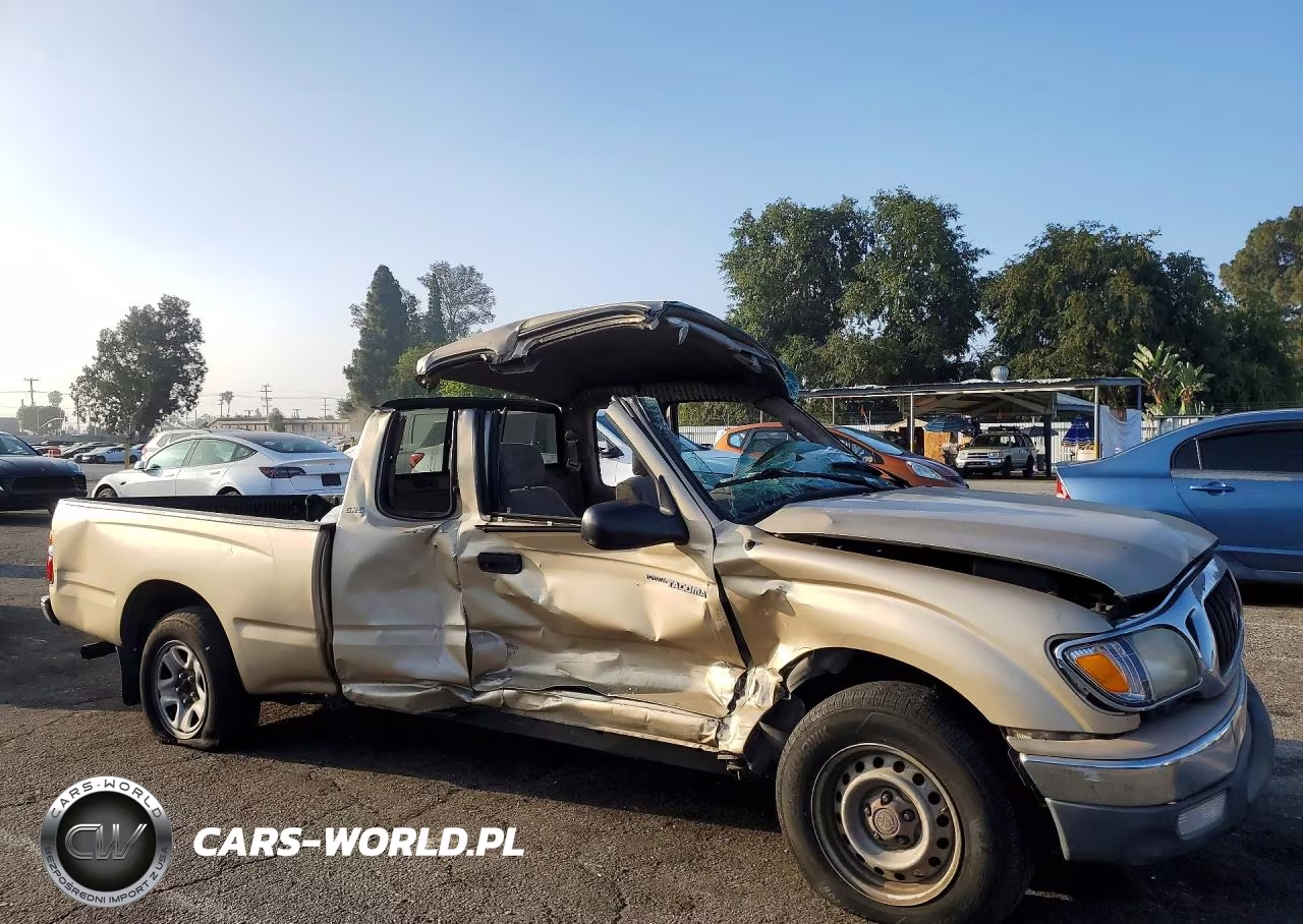 2003 Toyota Tacoma Xtracab VIN:5TEVL52N93Z184457 - 4