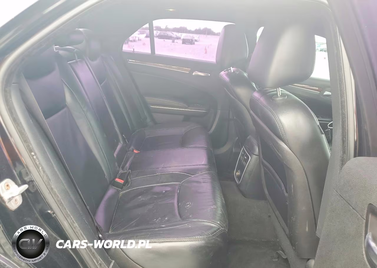 2012 Chrysler 300 Limited VIN:2C3CCACG2CH308570 - 10