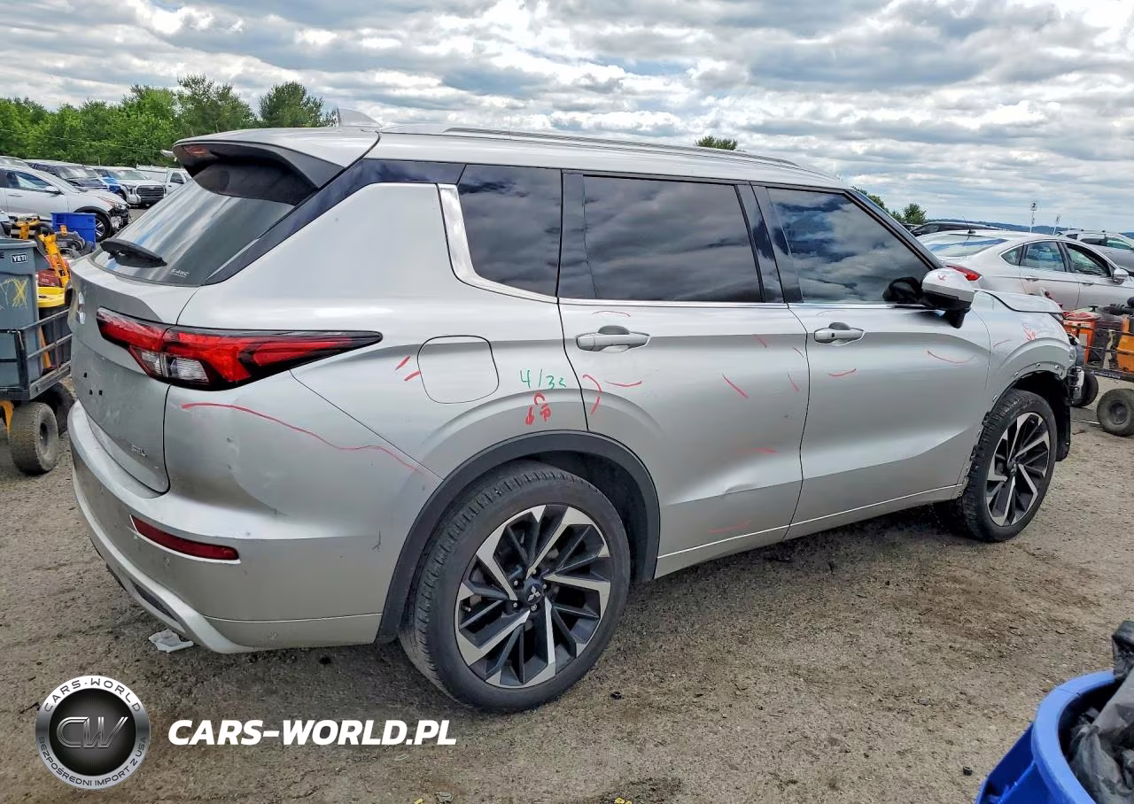 2024 Mitsubishi Outlander Sel VIN:JA4J4WA88RZ008317 - 3