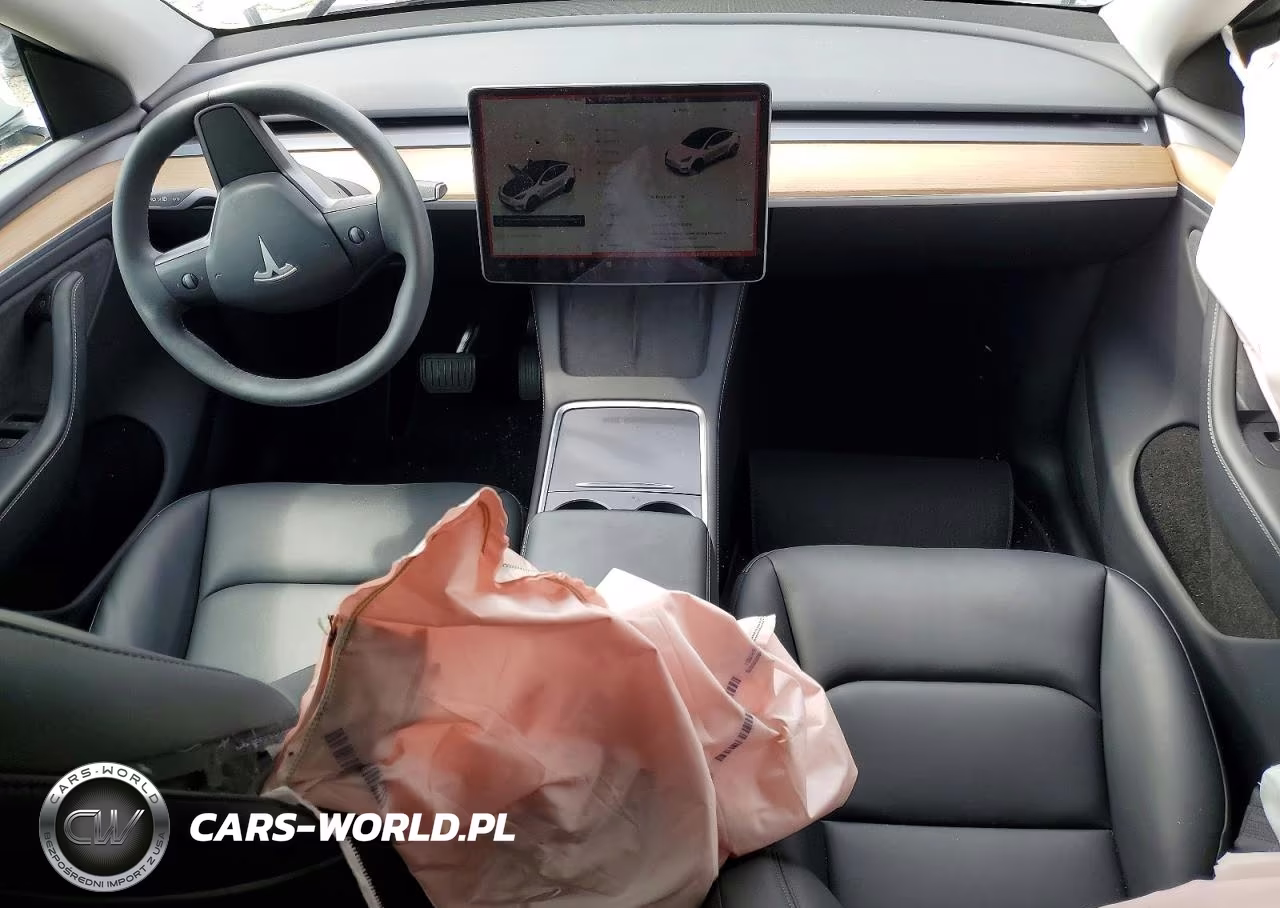 2024 Tesla Model Y VIN:7SAYGDEE2RA328562 - 8