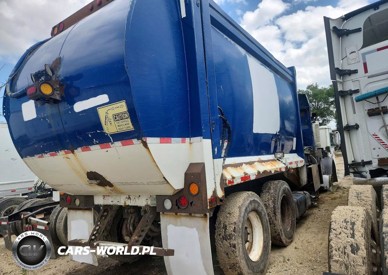 2009 Mack Leu600 Refuse Truck VIN:1M2AU02C79M003138 - 4