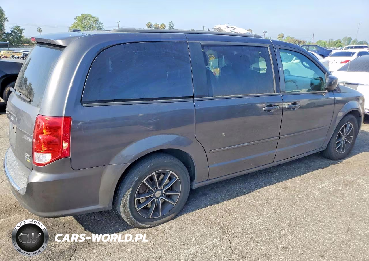 2017 Dodge Grand Caravan Gt VIN:2C4RDGEG9HR799630 - 3