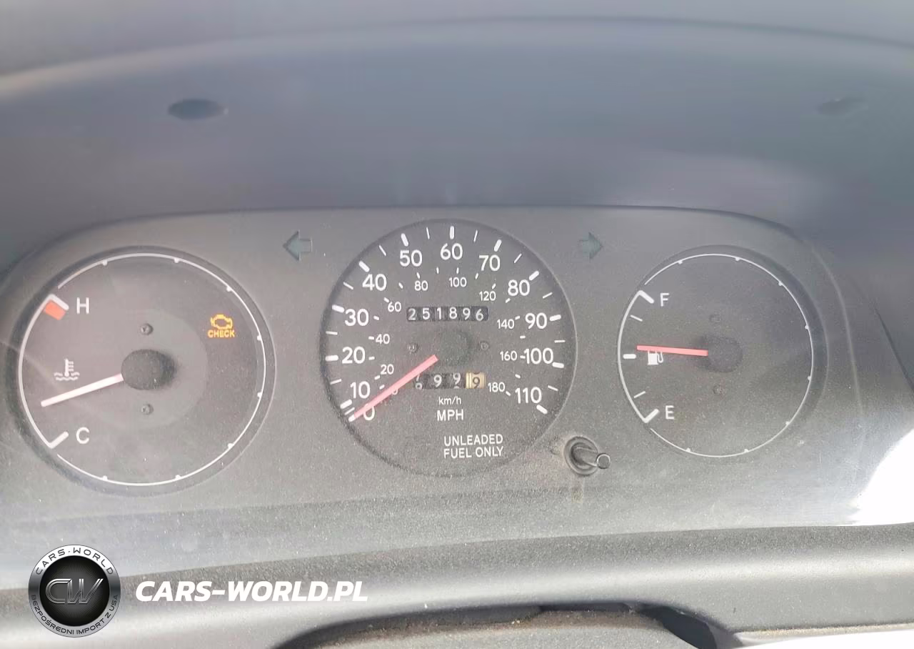 1997 Toyota Corolla Base VIN:1NXBA02EXVZ558772 - 9