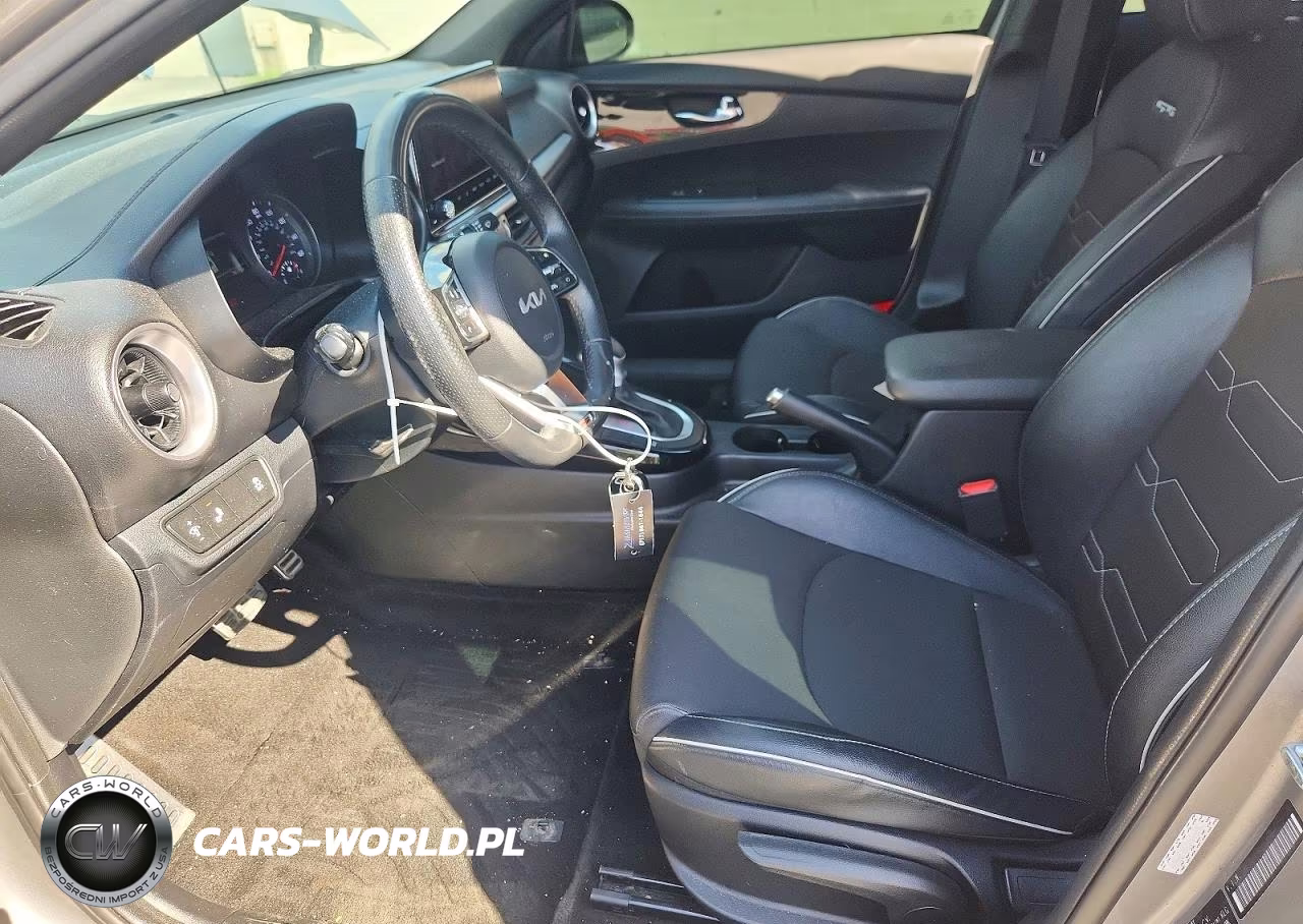 2022 Kia Forte Gt Line VIN:3KPF54AD5NE495539 - 7