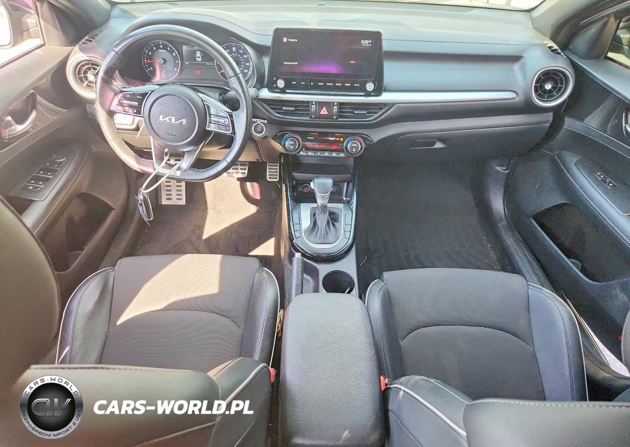 2022 Kia Forte Gt Line VIN:3KPF54AD5NE495539 - 8