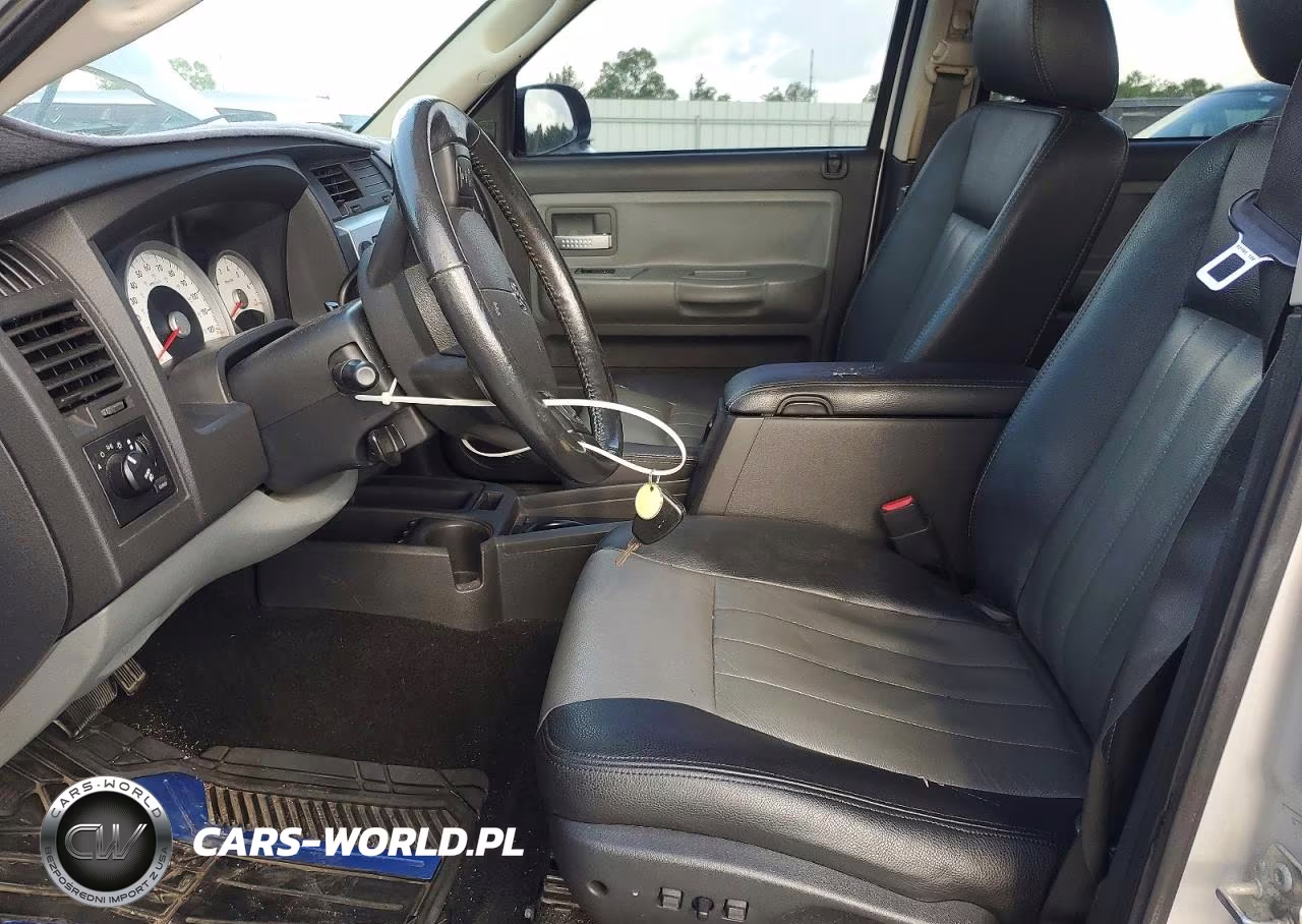 2008 Dodge Dakota VIN:1D7HW58N68S634675 - 7