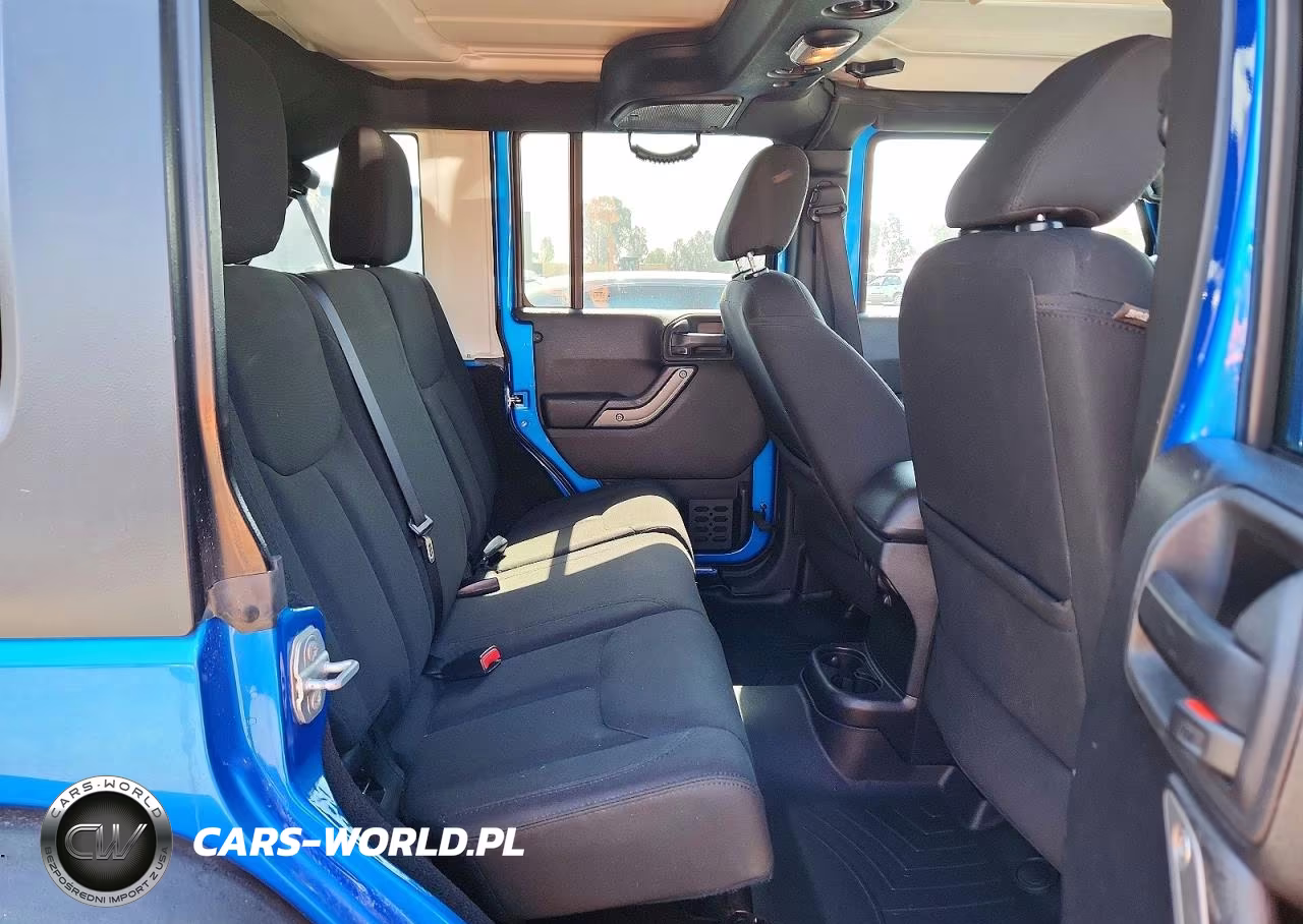 2015 Jeep Wrangler Unlimited Sport VIN:1C4HJWDG6FL635841 - 10