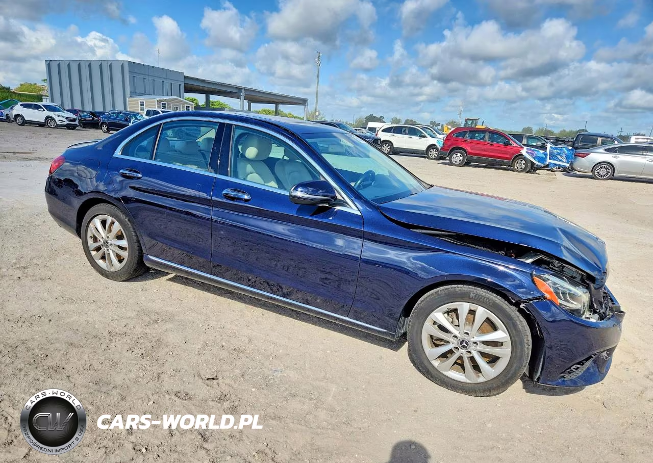 2019 Mercedes-Benz C 300 VIN:55SWF8DB1KU306758 - 4