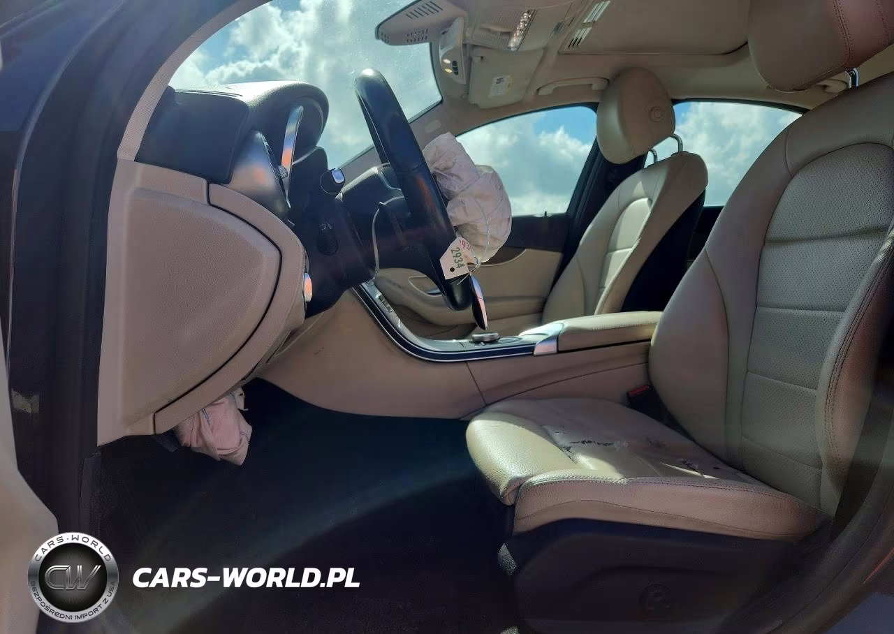 2019 Mercedes-Benz C 300 VIN:55SWF8DB1KU306758 - 7
