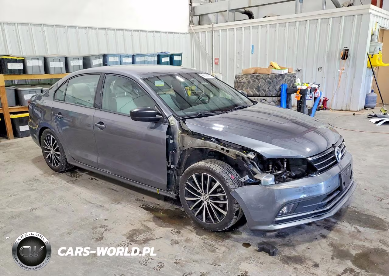 2017 Volkswagen Jetta Sport VIN:3VWD17AJ5HM307426 - 4