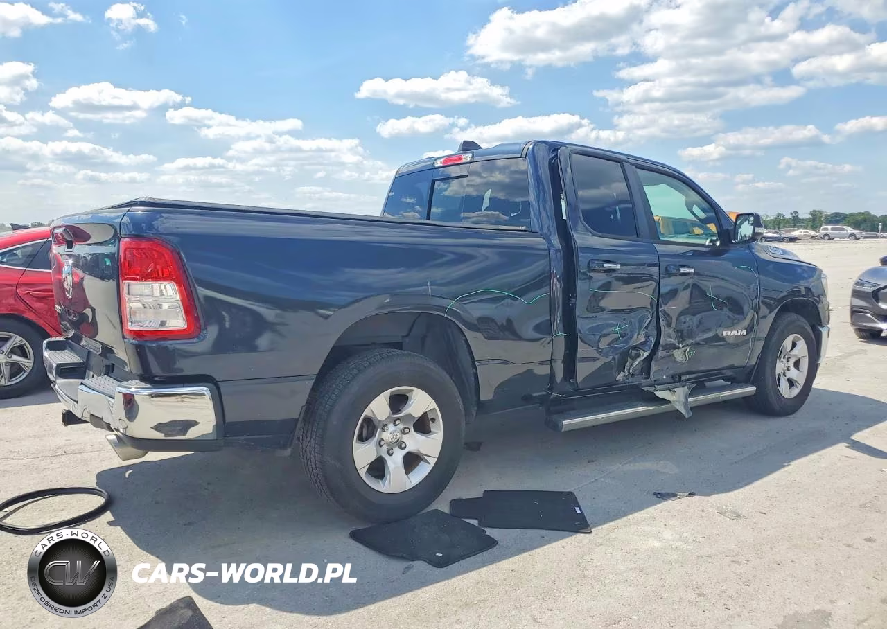 2019 Ram 1500 Big Horn VIN:1C6RREBT6KN832859 - 3
