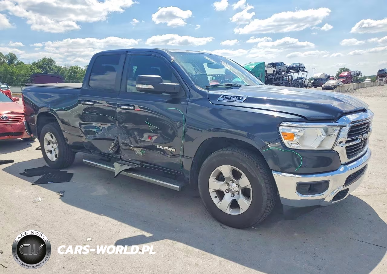 2019 Ram 1500 Big Horn VIN:1C6RREBT6KN832859 - 4