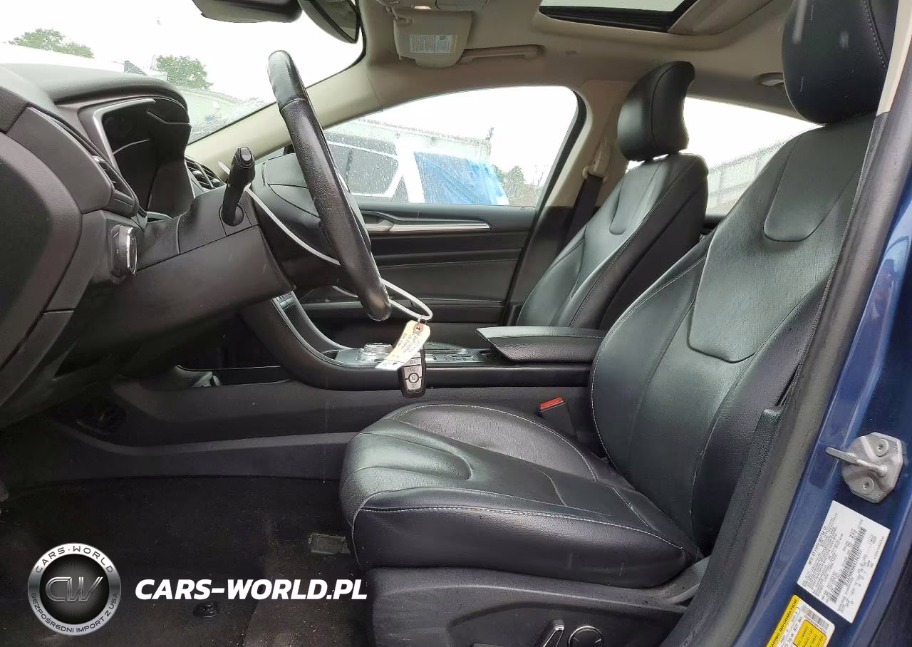 2019 Ford Fusion Titanium VIN:3FA6P0RU0KR196252 - 7