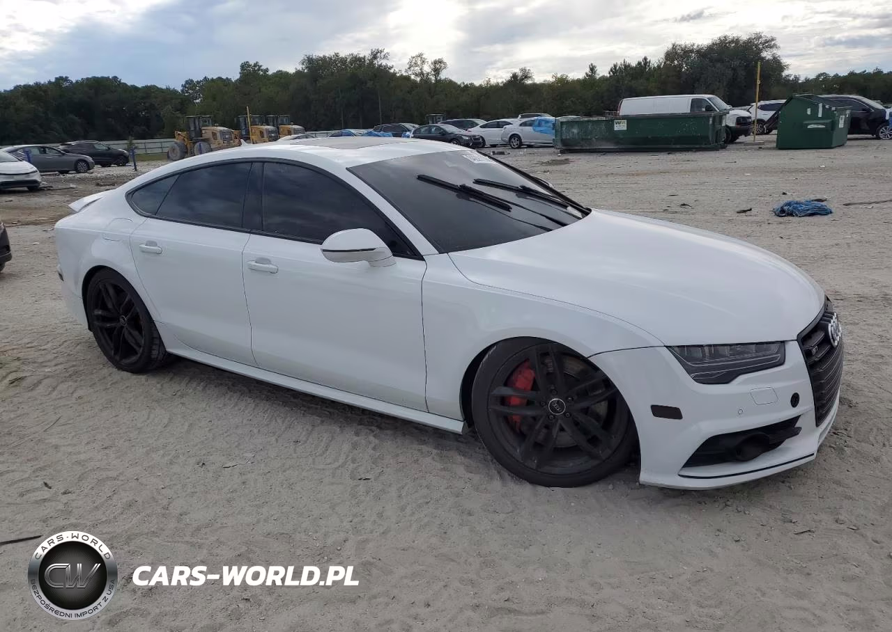 2018 Audi S7 Premium Plus VIN:WAUWFAFC6JN018472 - 4