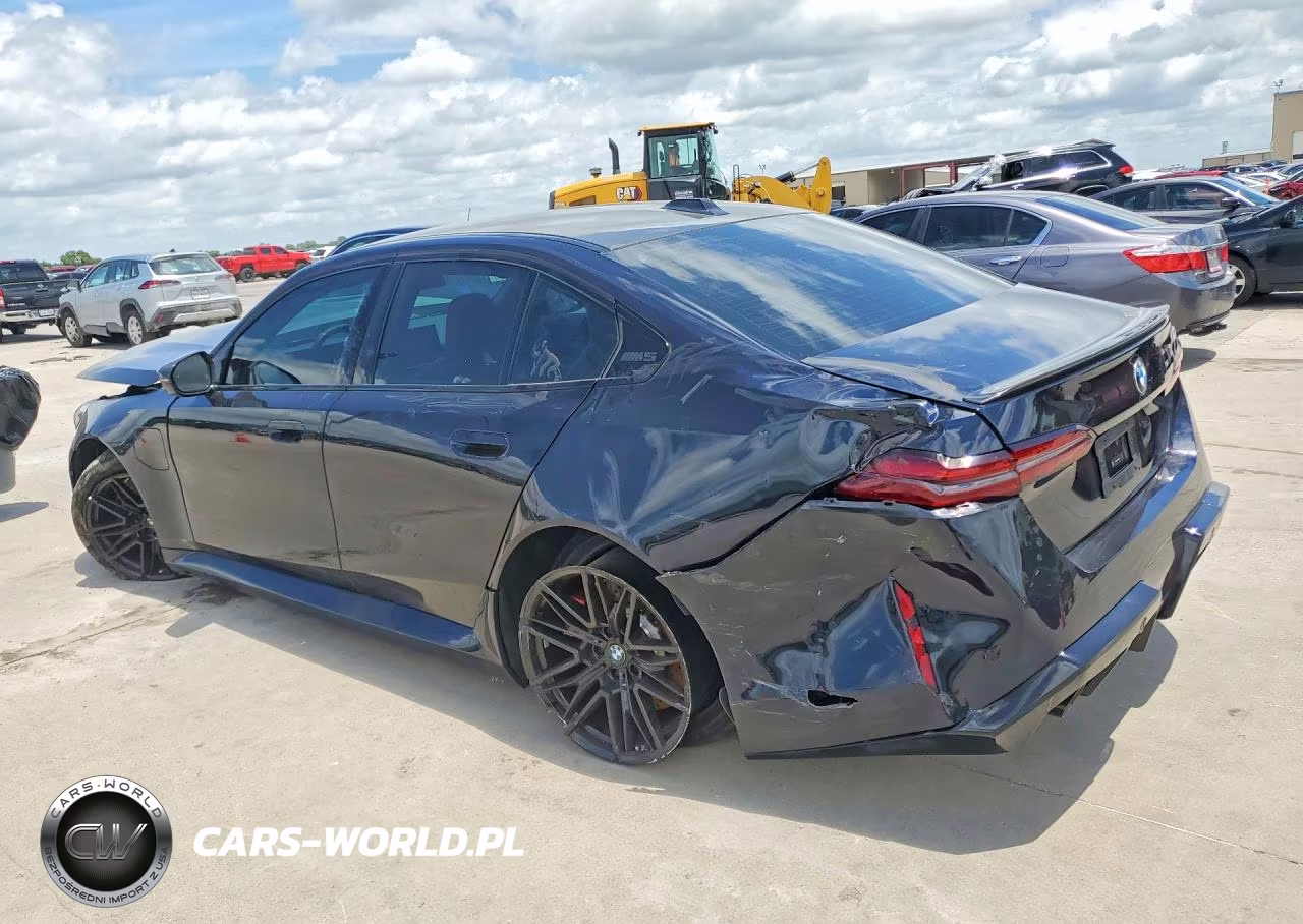 2026 BMW M5 VIN:WBS83FK02TCW63513 - 2