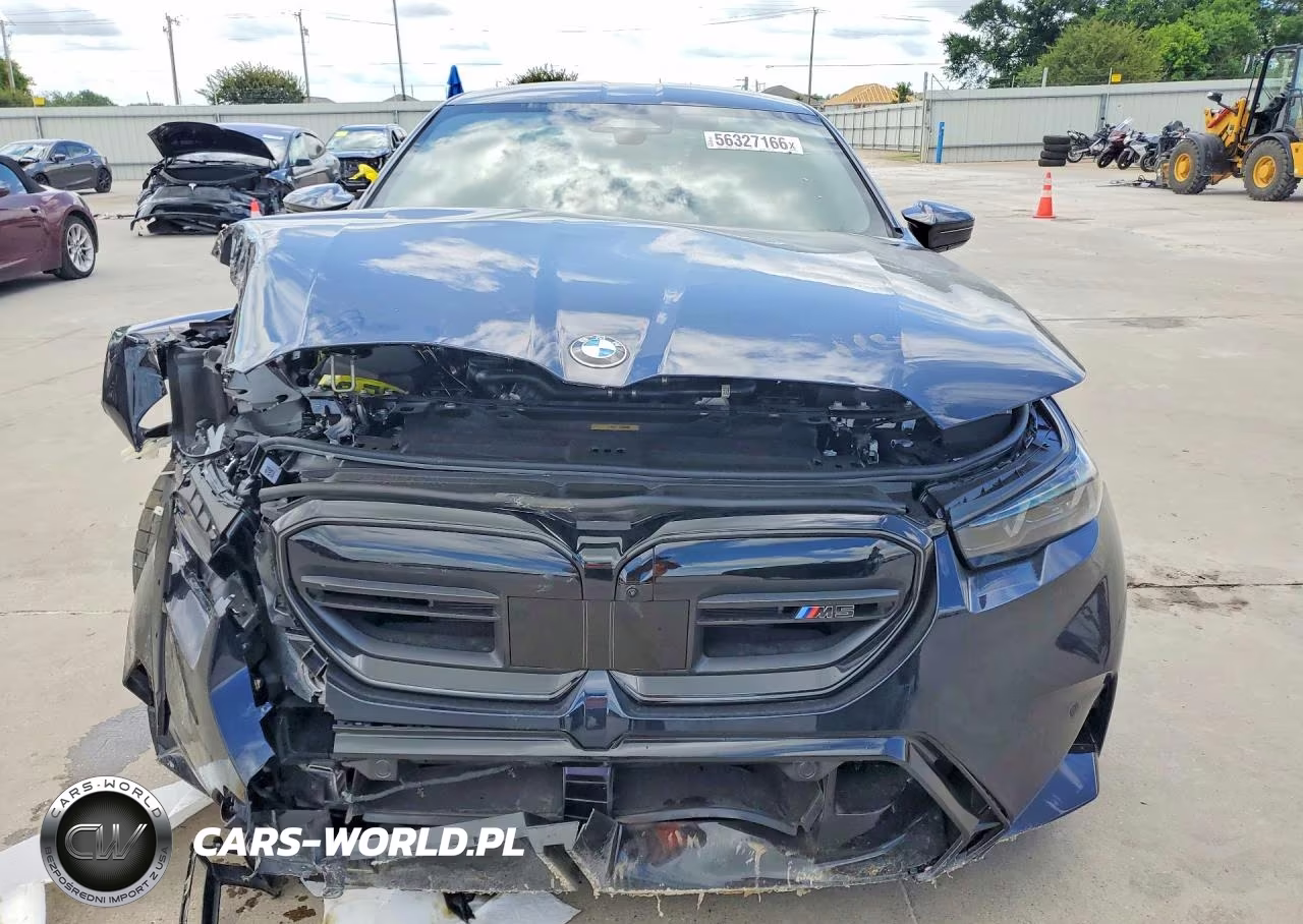 2026 BMW M5 VIN:WBS83FK02TCW63513 - 5