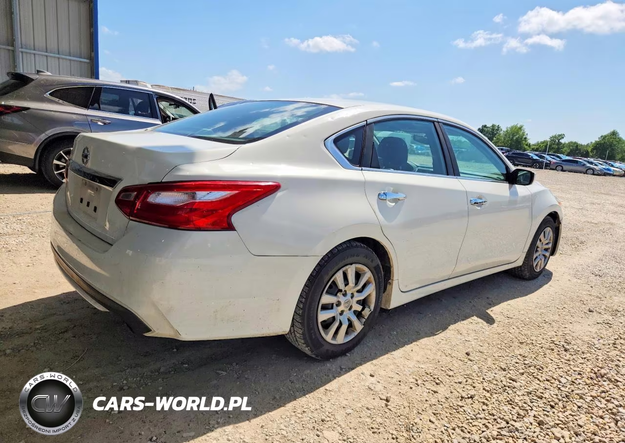 2017 Nissan Altima 2.5 S VIN:1N4AL3AP7HN305783 - 3