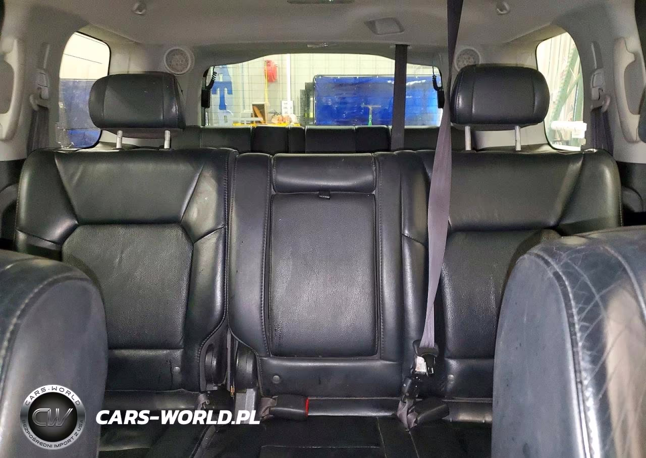 2011 Honda Pilot Touring VIN:5FNYF4H9XBB075482 - 10