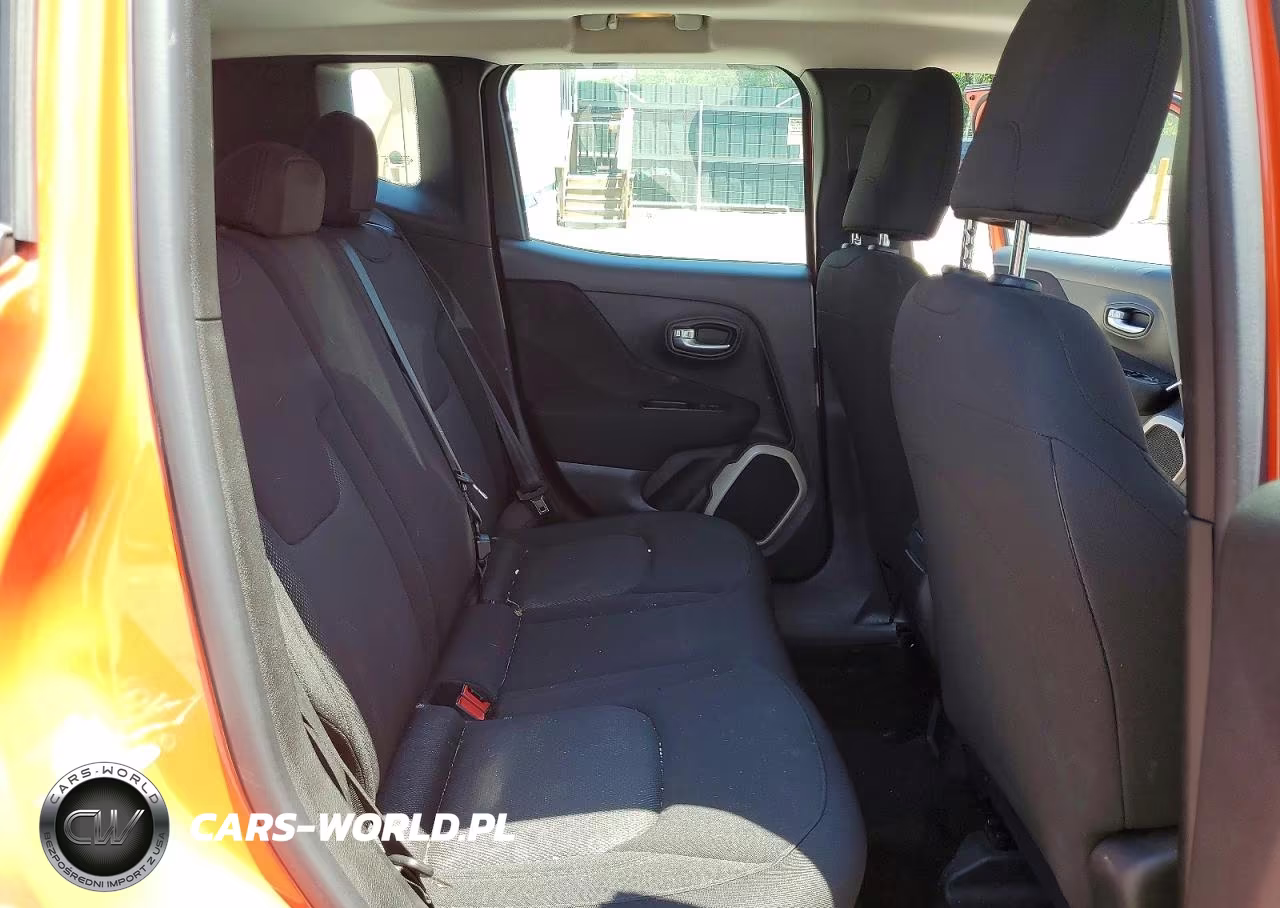 2015 Jeep Renegade Sport VIN:ZACCJBAHXFPC02910 - 11