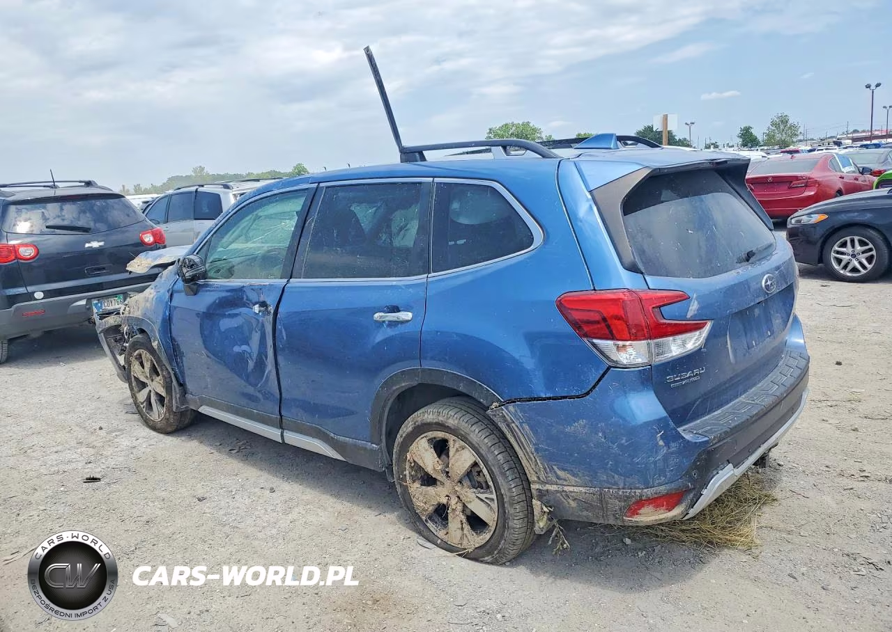 2019 Subaru Forester Touring VIN:JF2SKAWC6KH586381 - 2