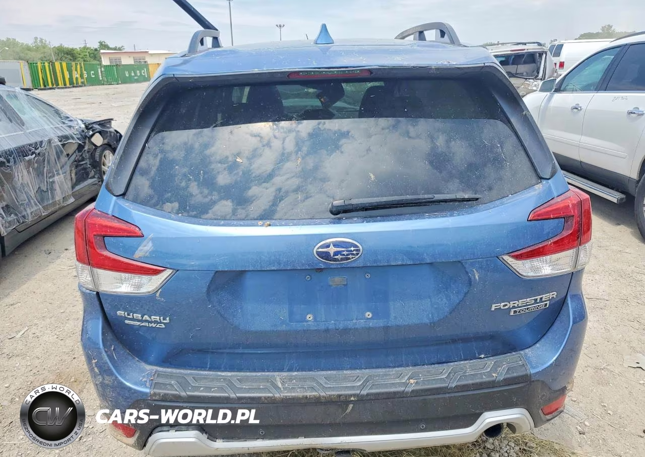 2019 Subaru Forester Touring VIN:JF2SKAWC6KH586381 - 6