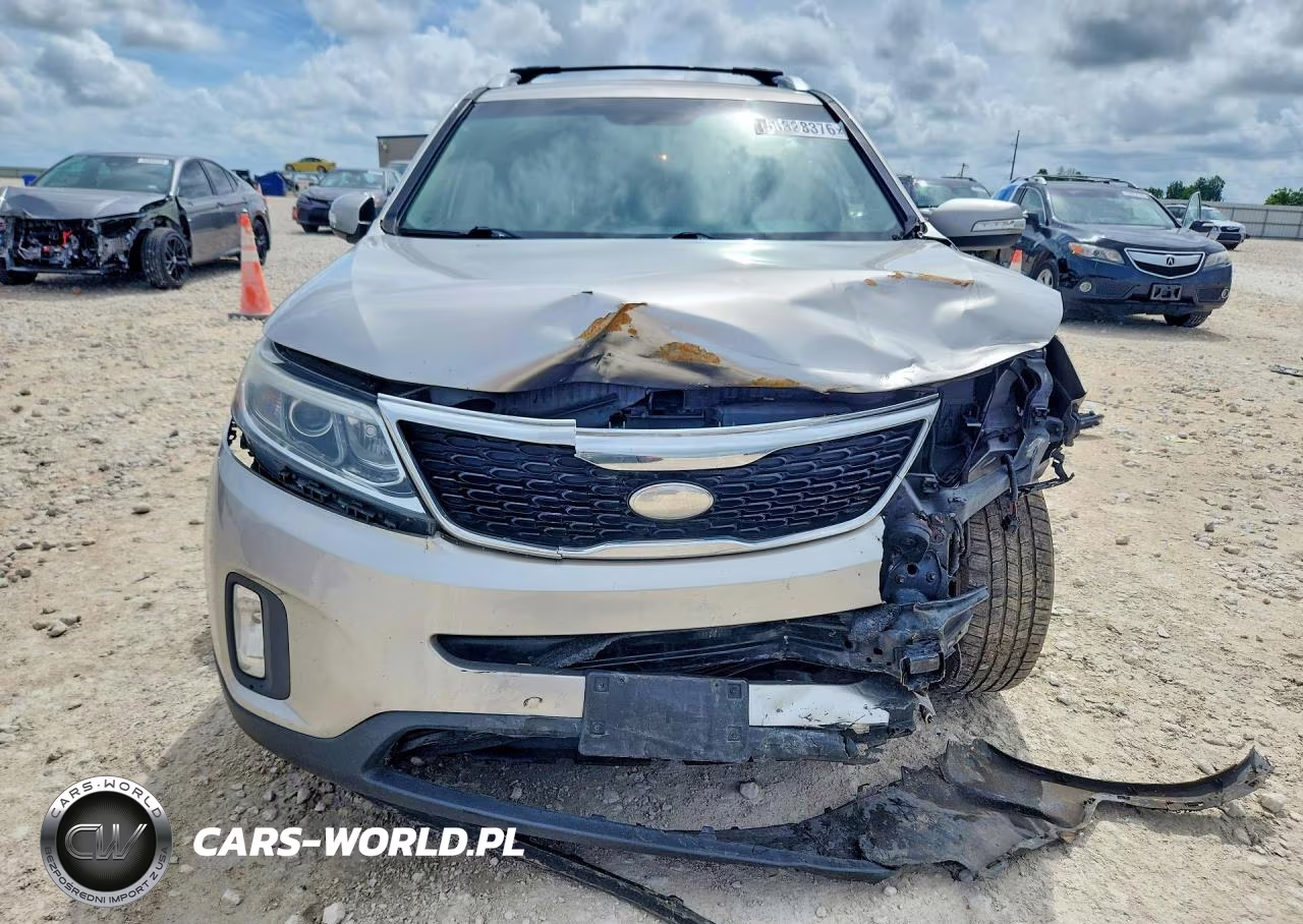 2015 Kia Sorento Lx VIN:5XYKT4A61FG551776 - 5