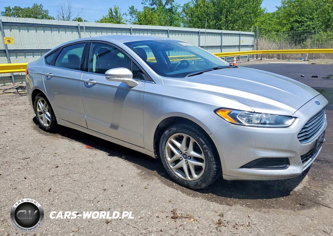 2014 Ford Fusion Se VIN:3FA6P0HDXER136176 - 4