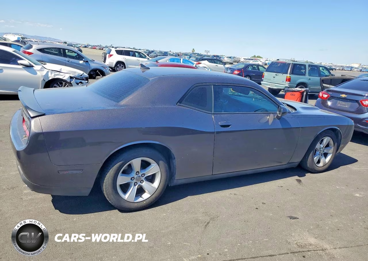 2017 Dodge Challenger Sxt VIN:2C3CDZAGXHH629343 - 3