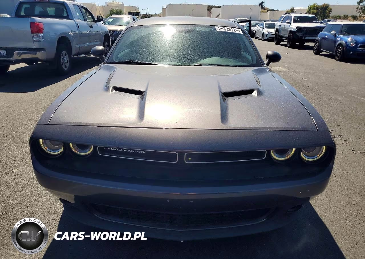 2017 Dodge Challenger Sxt VIN:2C3CDZAGXHH629343 - 5