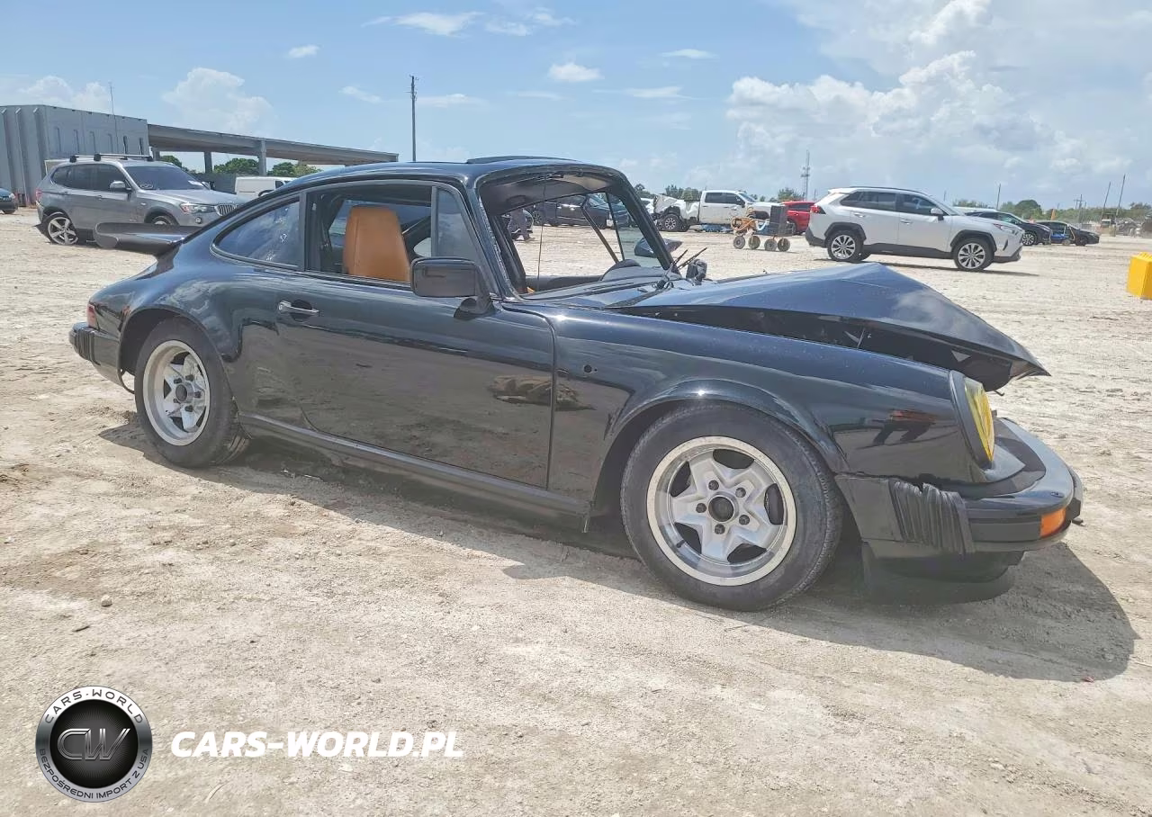 1985 Porsche 911 Carrera VIN:WP0ZZZ91ZFS102796 - 4