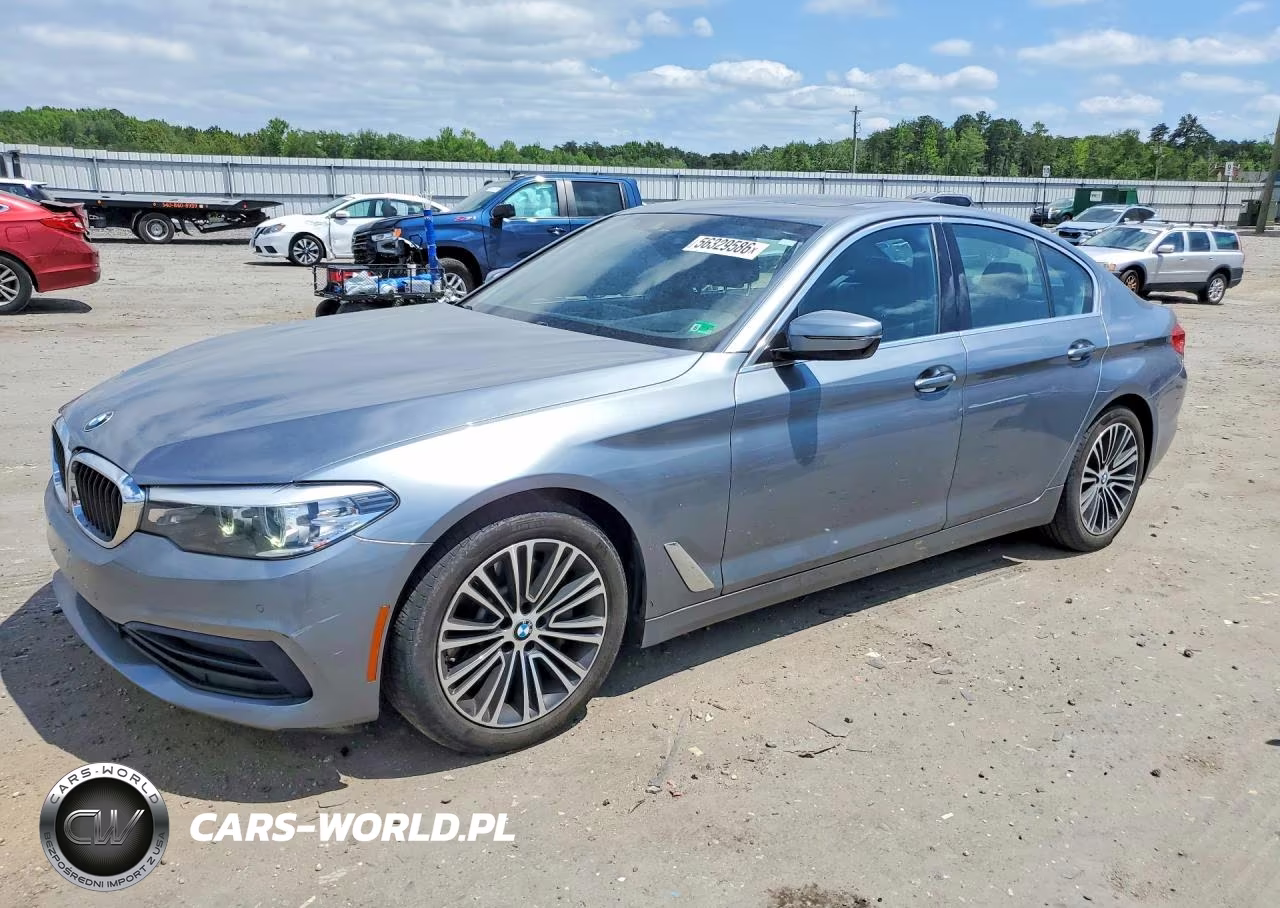 2019 BMW 530 Xi – zdjęcie 1 z 12