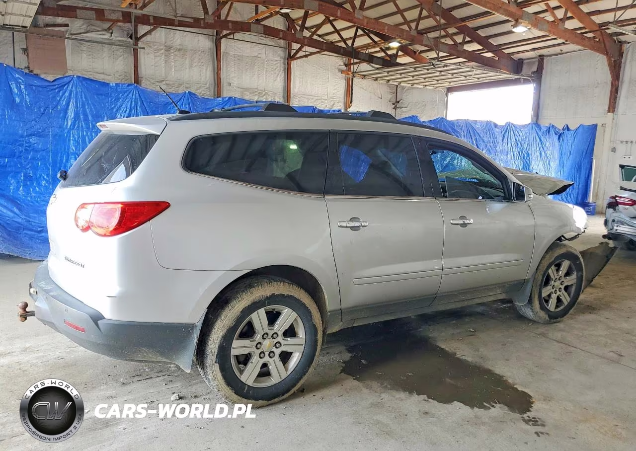 2025 Toyota Traverse Lt VIN:1GNKVGED7CJ319464 - 3