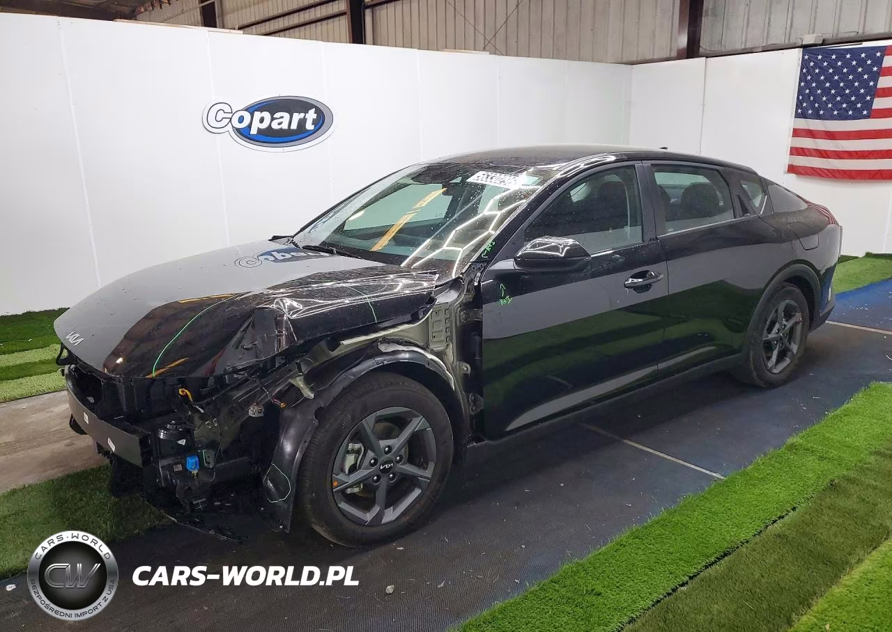 2026 Kia K4 Lxs – zdjęcie 1 z 13
