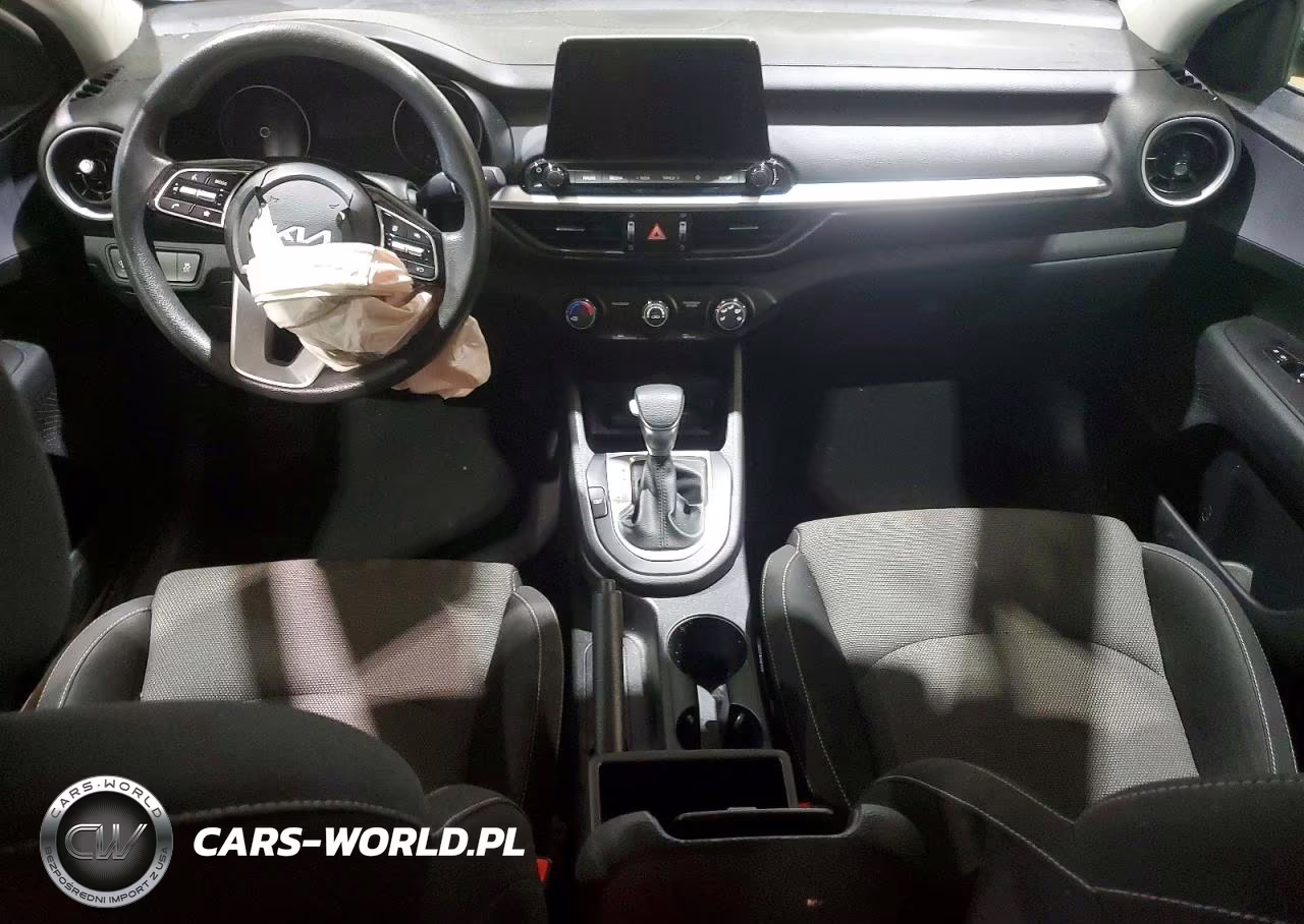 2024 Kia Forte Lxs VIN:3KPF24ADXRE800113 - 8