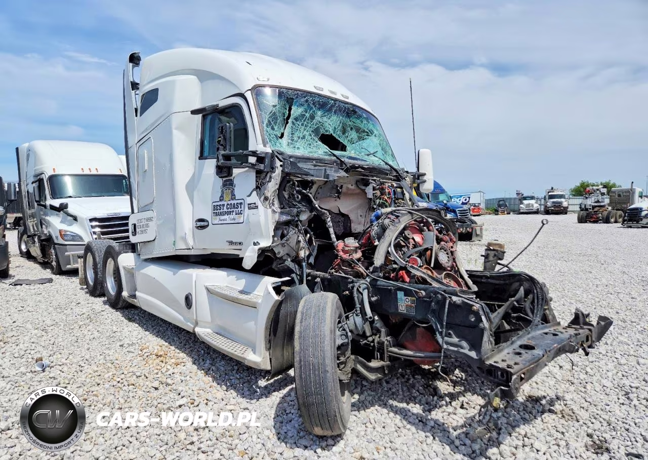 2019 Kenworth T680 Semi Truck