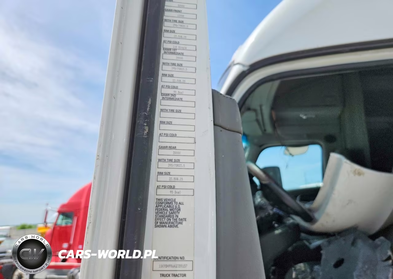 2019 Kenworth T680 Semi Truck VIN:1XKYD49X6KJ359157 - 10