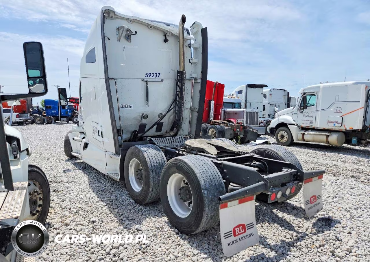 2019 Kenworth T680 Semi Truck VIN:1XKYD49X6KJ359157 - 3