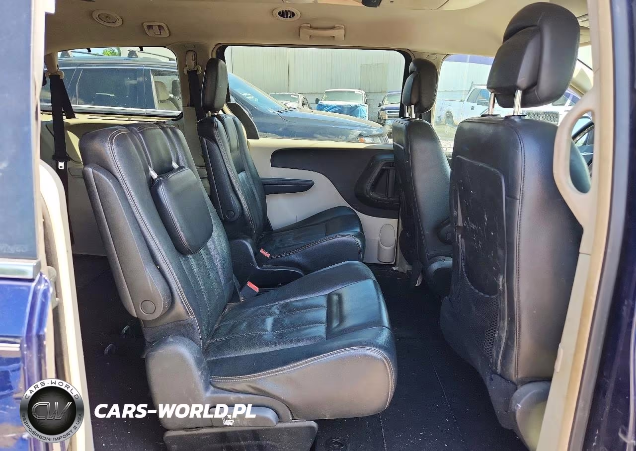 2012 Chrysler Town & Country Touring L VIN:2C4RC1CG2CR233692 - 11