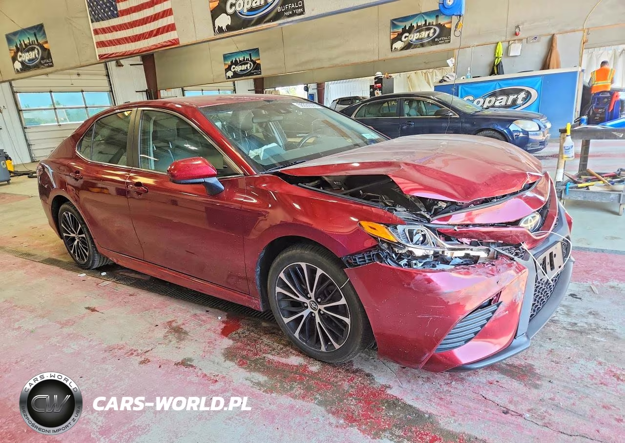 2018 Toyota Camry Se VIN:4T1B11HK1JU672270 - 4
