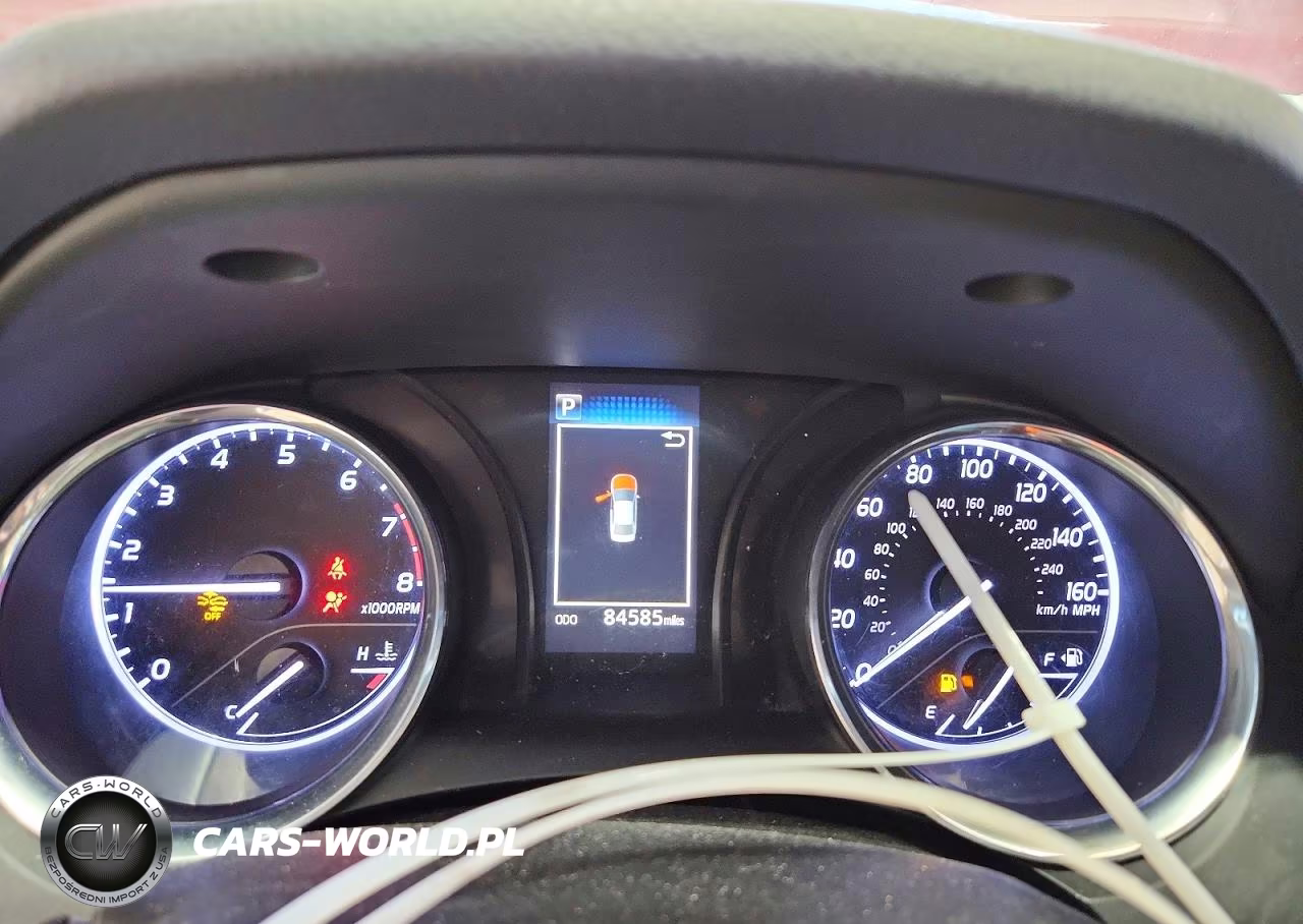 2018 Toyota Camry Se VIN:4T1B11HK1JU672270 - 9