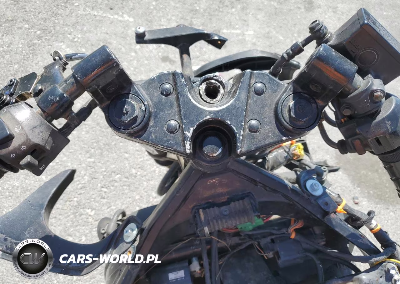 1998 Suzuki Gsx750 F VIN:JS1GR7GA0W2100683 - 7