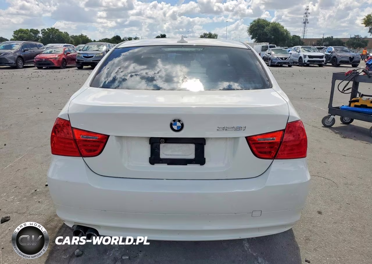2011 BMW 328 I VIN:WBAPH7C54BE674517 - 6