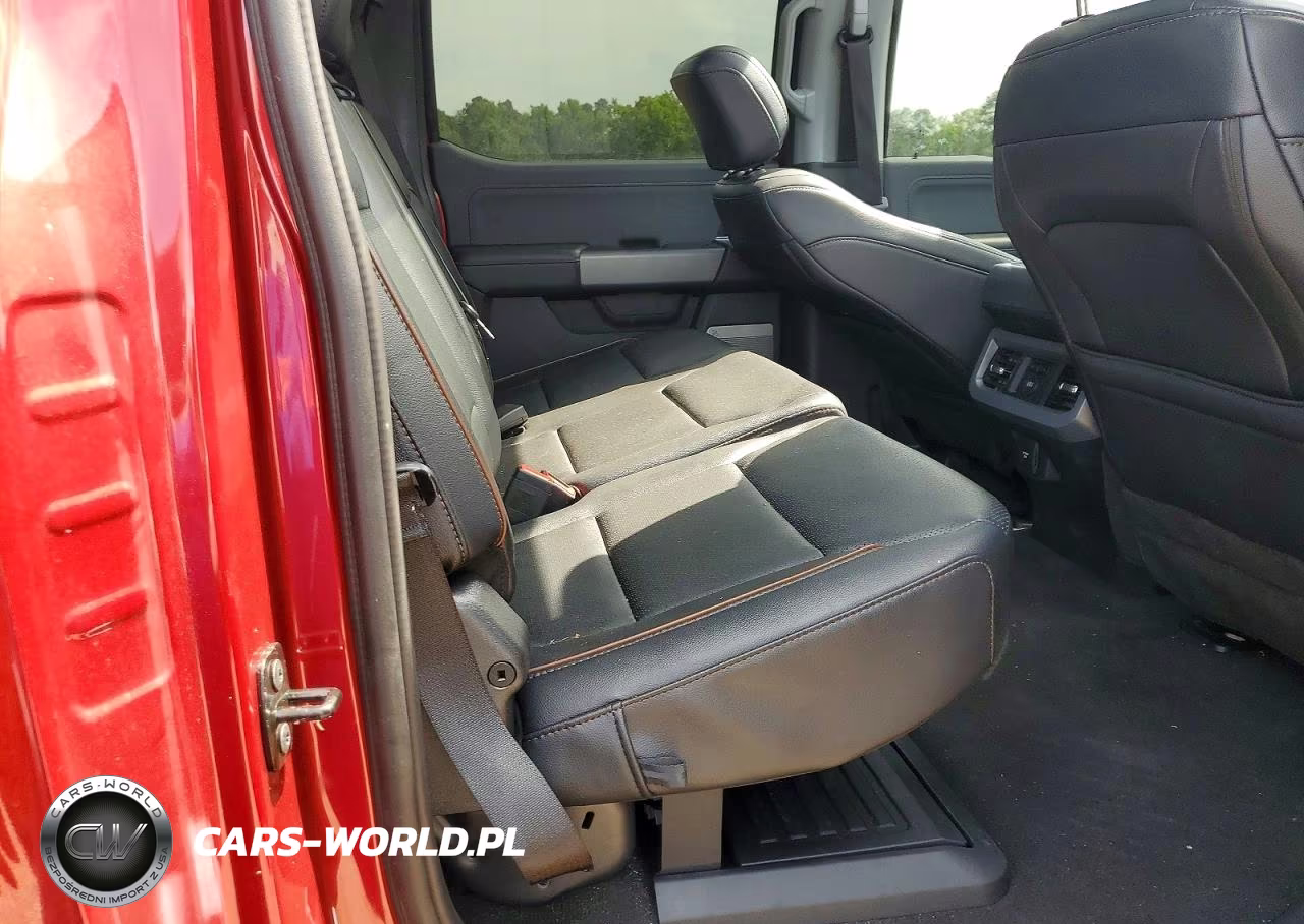 2025 Ford F350 Super Duty VIN:1FT8W3BT0SEC45882 - 11