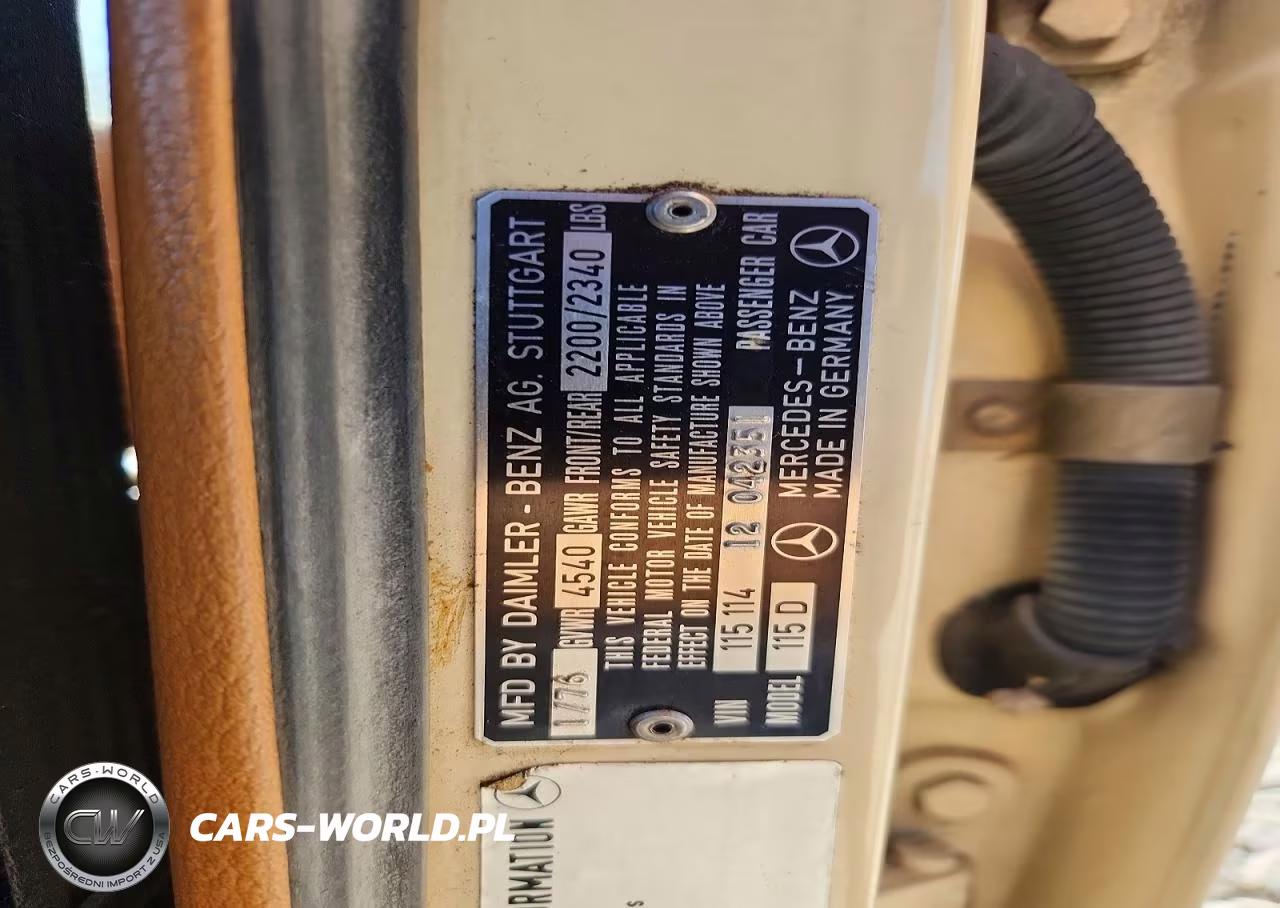 1976 Mercedes-Benz W115 VIN:11511412042351 - 12
