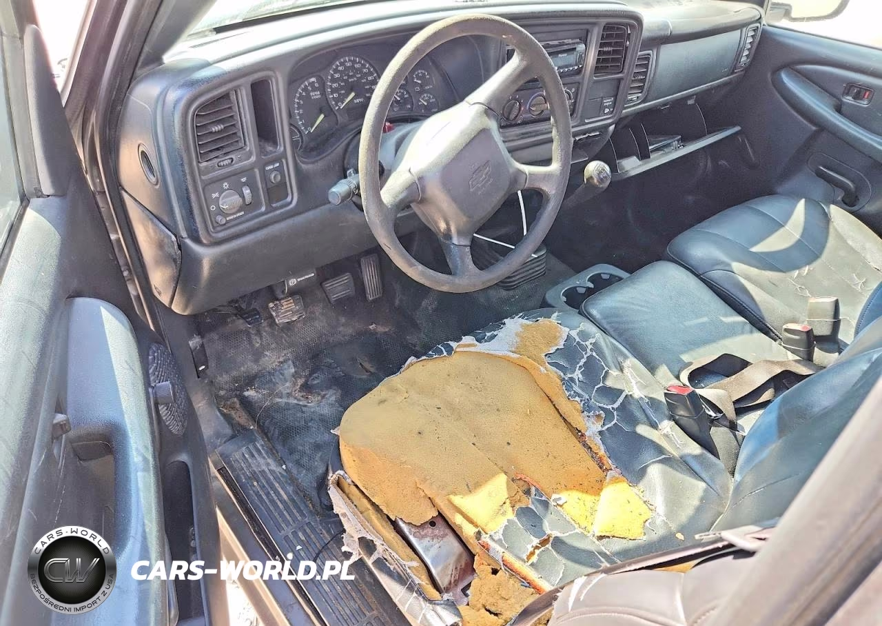 2000 Chevrolet Silverado C1500 VIN:1GCEC14WXYZ168124 - 8