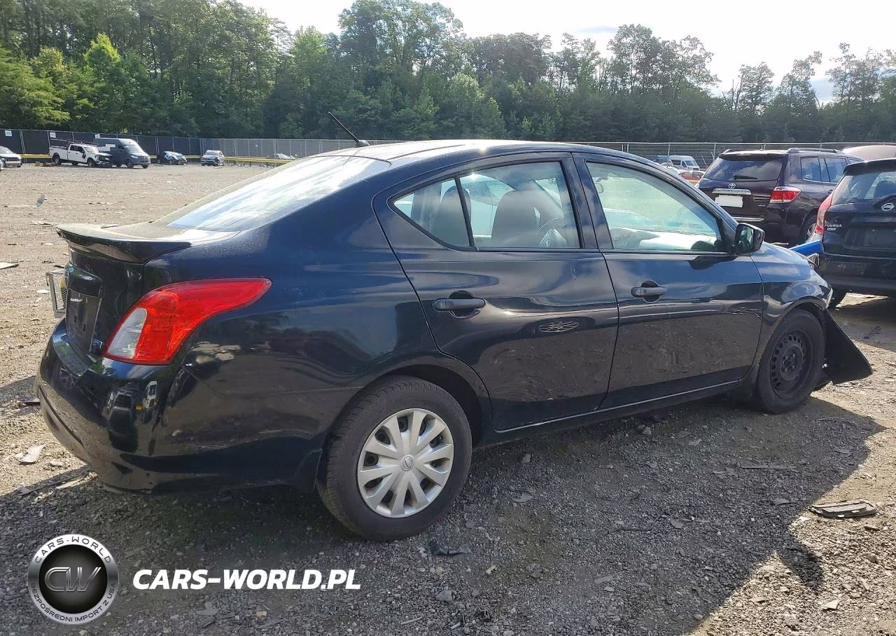 2015 Nissan Versa 1.6 S Plus VIN:3N1CN7APXFL917819 - 3