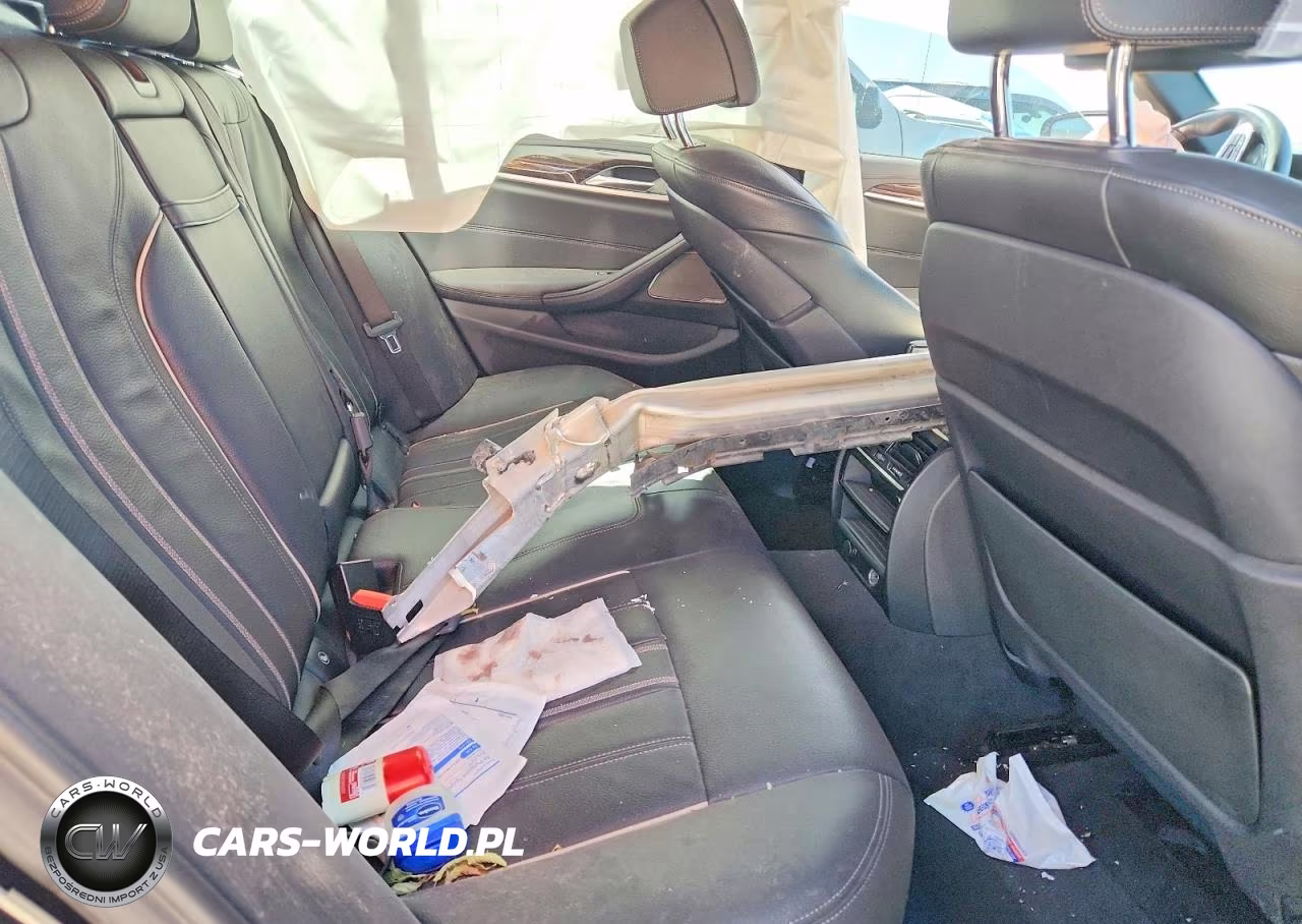 2019 BMW M550Xi VIN:WBAJB9C54KB288085 - 10